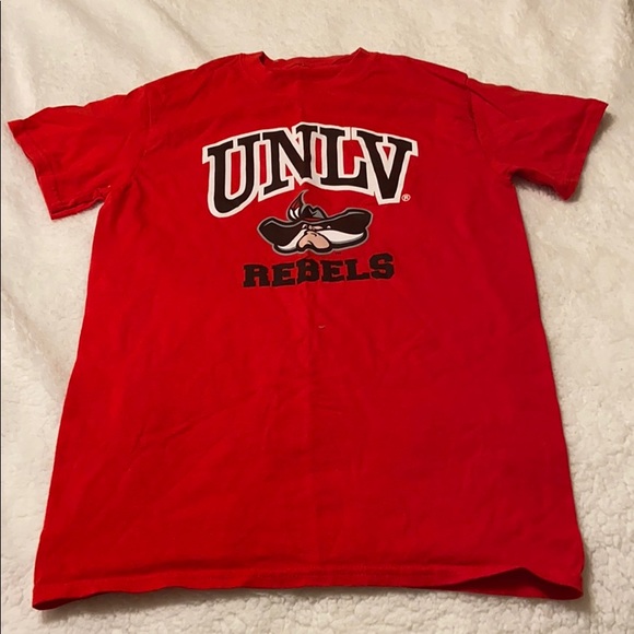 Tops - UNLV rebels tshirt